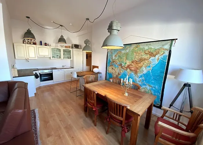 Helle 3-Zimmerwohnung In Uninaehe